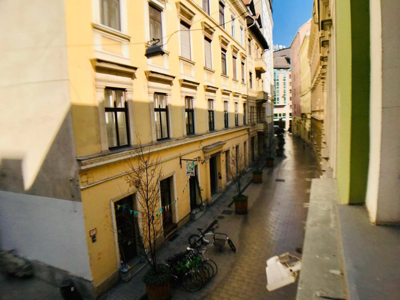 Budapest Griffin Guest House Екстериор снимка